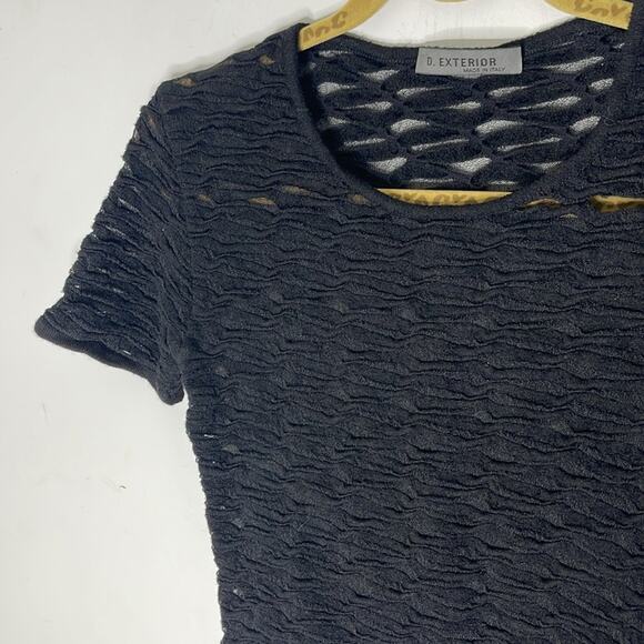 D. EXTERIOR Black Viscose Blend Semi Sheer Textured Short Sleeve Top Size Medium - Picture 2 of 6
